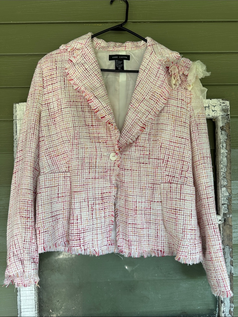 Anne Carson Pink and White Tweed Fringed Blazer